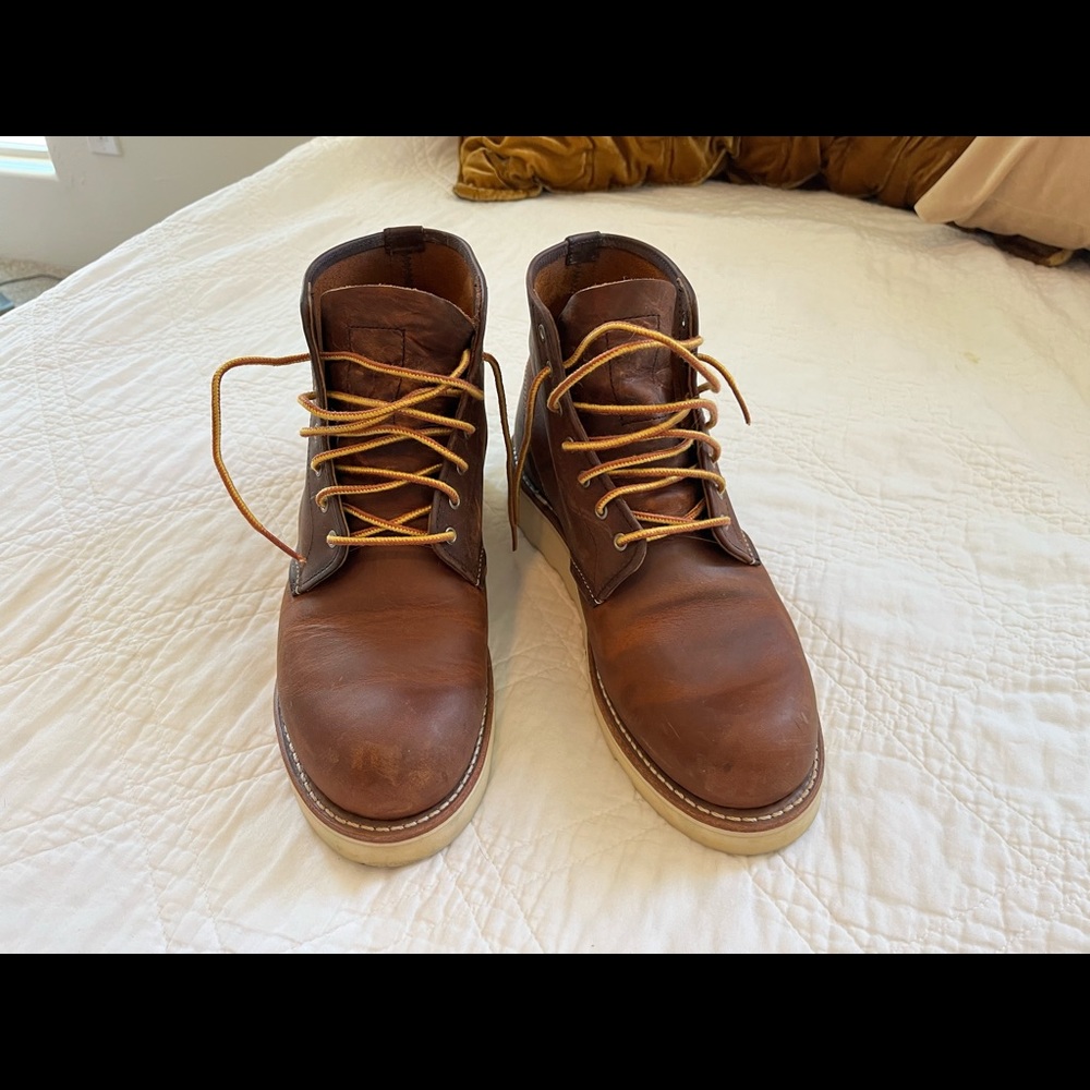 Red Wing womens boots - Picture 2 of 3